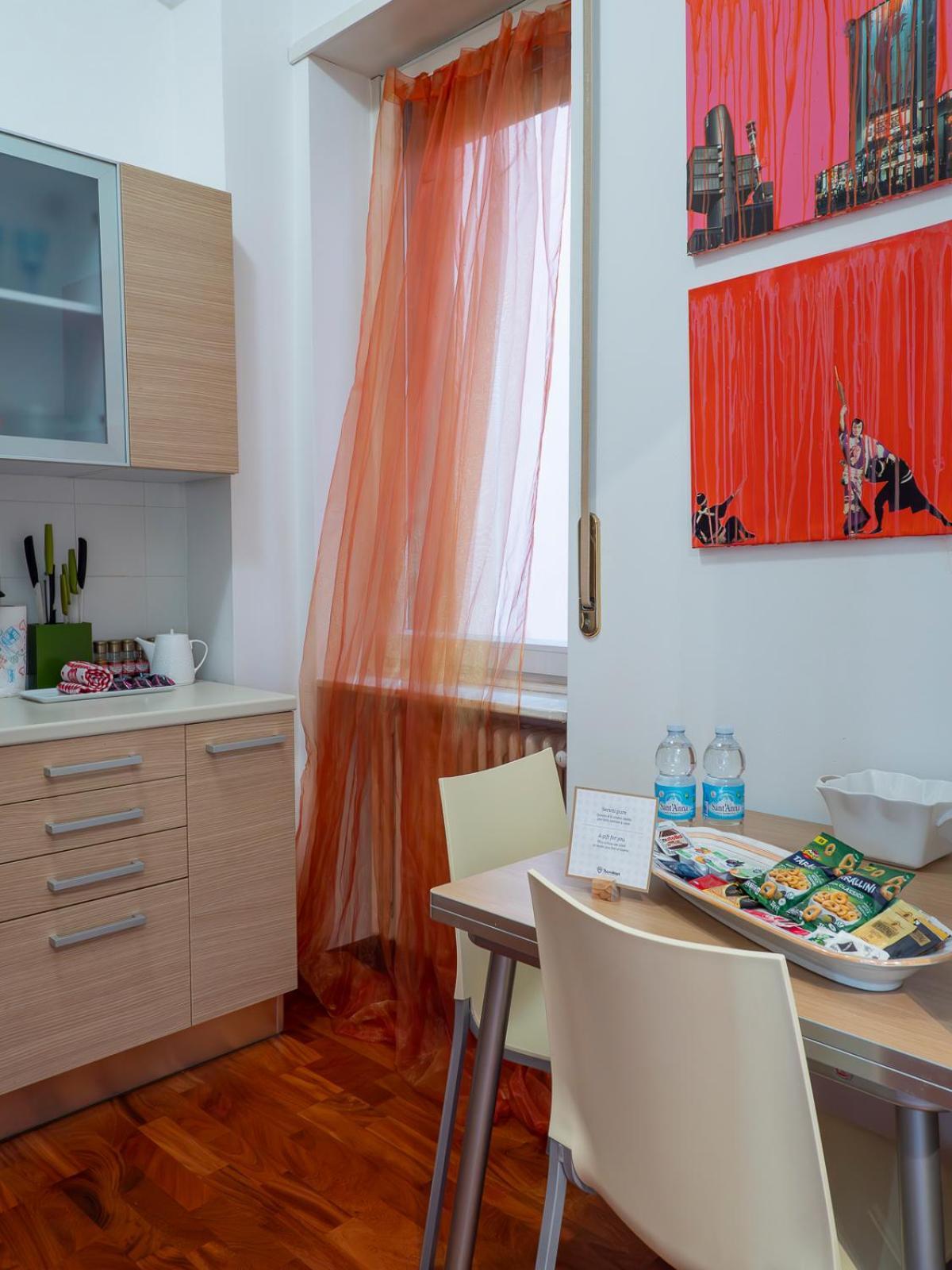 Orange Suite Milano Esterno foto